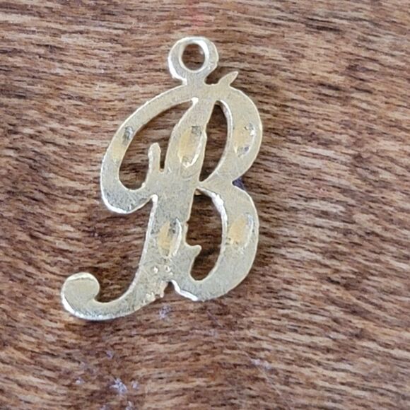 Cursive Capital Letter B 14k yellow gold mini pendant fine jewelry mother annive - Picture 1 of 4